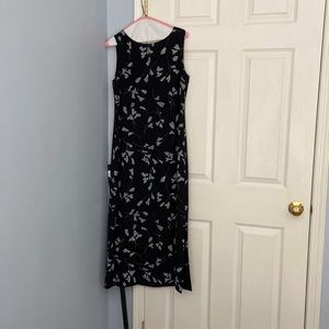 Black sheath dress with grey leaves